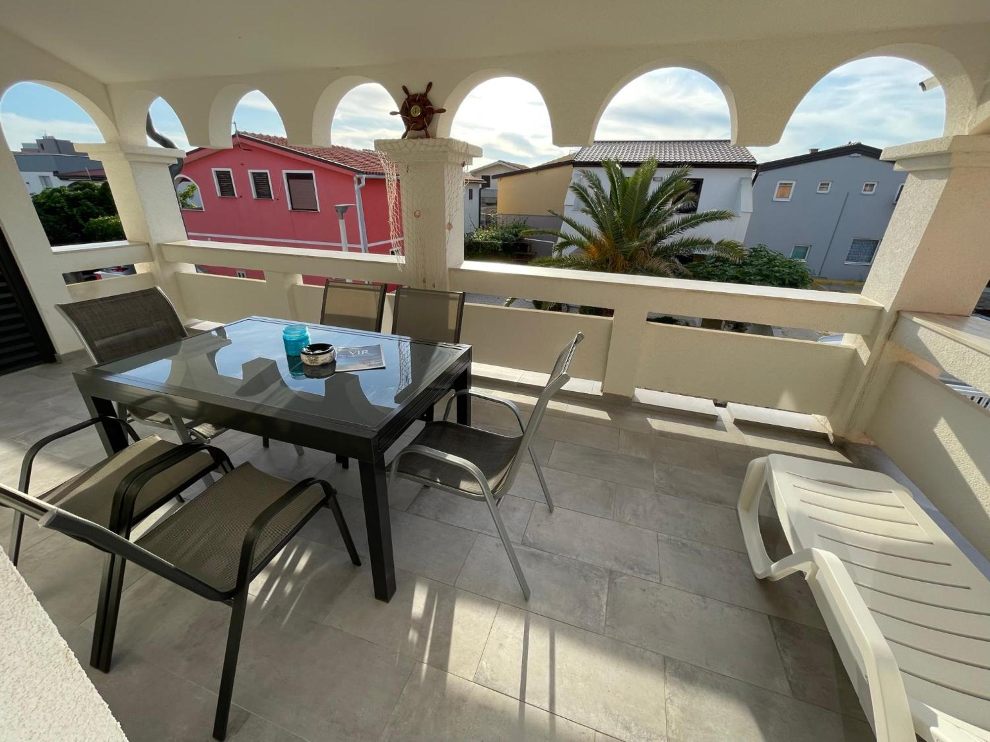 Apartmenthouse Ines Vir Exteriör bild